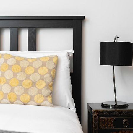 Penthousestays Notting Hill - Spacious 3 Bedroom King Bed Apartment - Near Portobello Road & Kensington High Street Londyn Zewnętrze zdjęcie