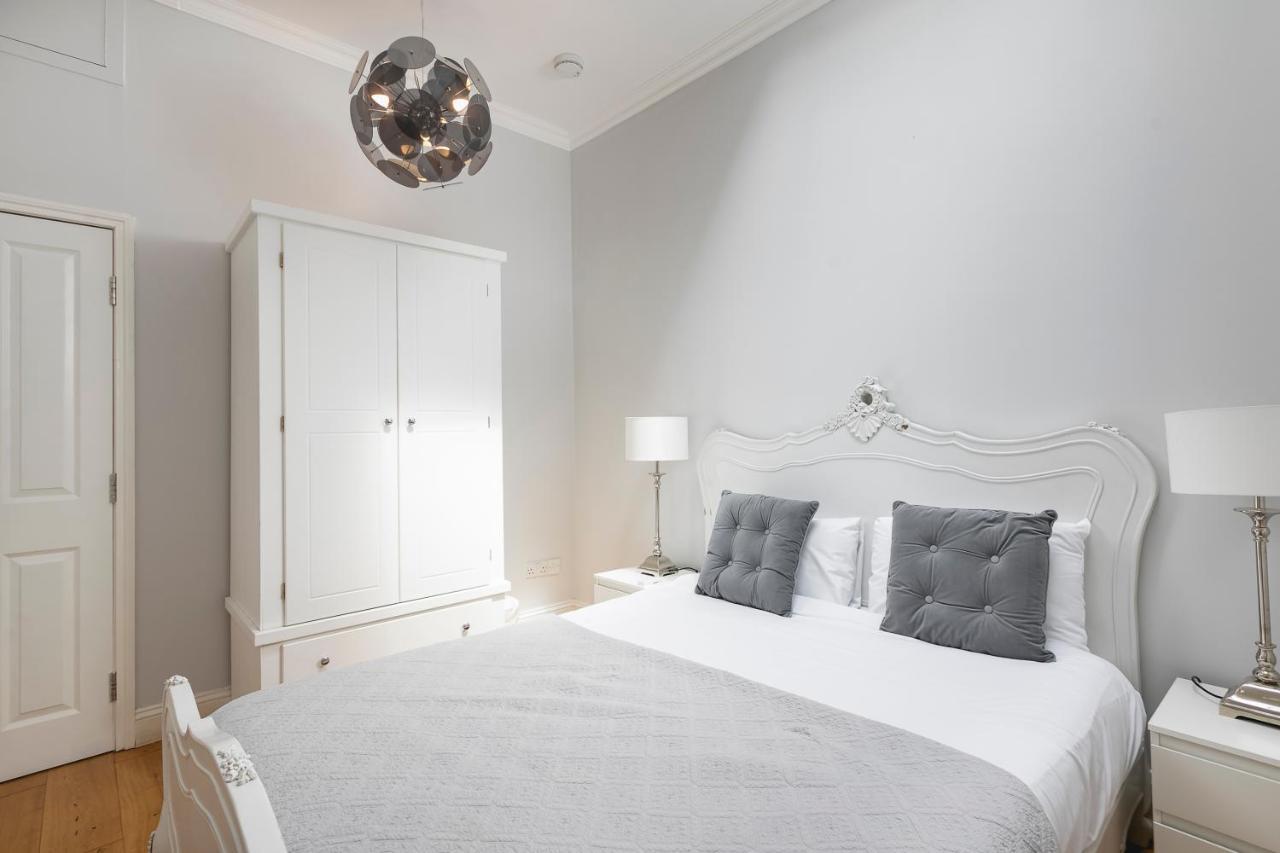 Penthousestays Notting Hill - Spacious 3 Bedroom King Bed Apartment - Near Portobello Road & Kensington High Street Londyn Zewnętrze zdjęcie