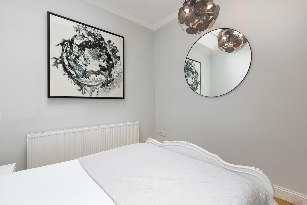 Penthousestays Notting Hill - Spacious 3 Bedroom King Bed Apartment - Near Portobello Road & Kensington High Street Londyn Zewnętrze zdjęcie