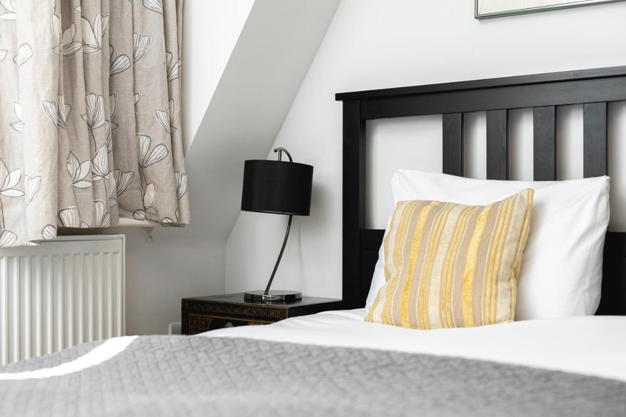 Penthousestays Notting Hill - Spacious 3 Bedroom King Bed Apartment - Near Portobello Road & Kensington High Street Londyn Zewnętrze zdjęcie