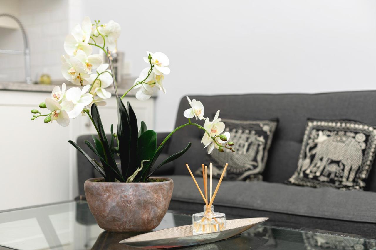Penthousestays Notting Hill - Spacious 3 Bedroom King Bed Apartment - Near Portobello Road & Kensington High Street Londyn Zewnętrze zdjęcie